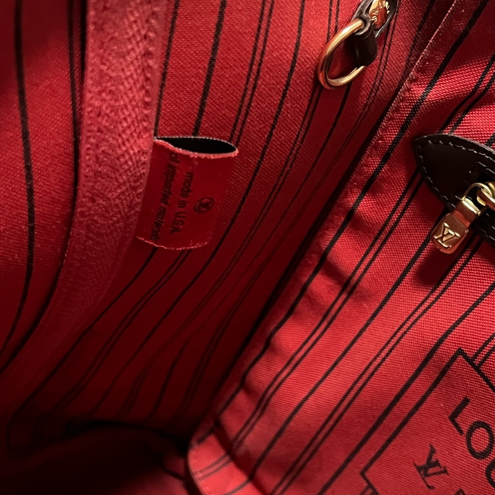 Louis Vuitton Neverfull MM - Picture 4 of 11